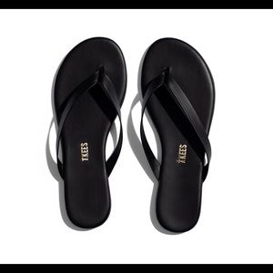 NWT Tkees Women’s Boyfriend Flip Flops Size 9
